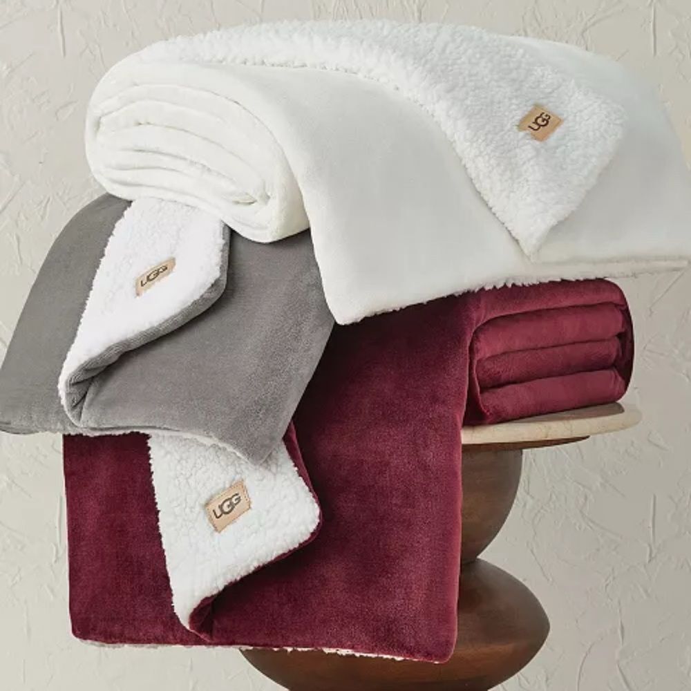 UGG Luxurious Sherpa Throw Blanket - Cream, Gray 🏷️Last Deal